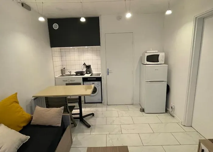 Chez Michele Et Vincent *