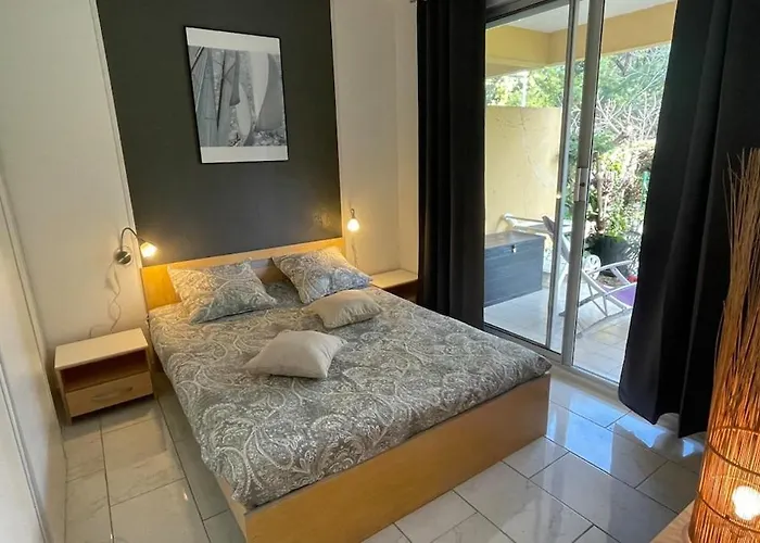 Chez Michele Et Vincent 아파트 Saint-Raphaël